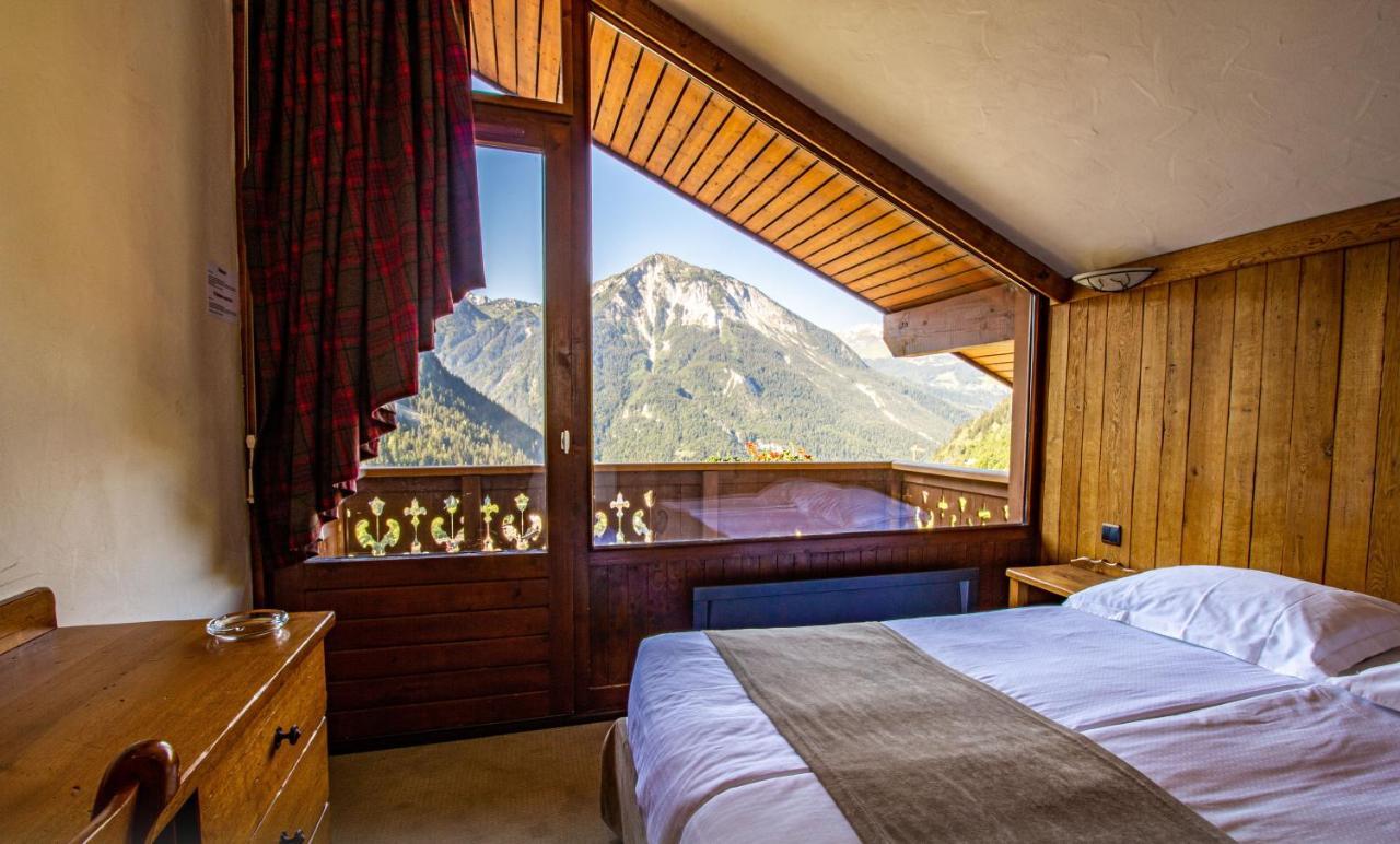 Hotel Ancolie - Champagny En Vanoise La Plagne Exterior photo